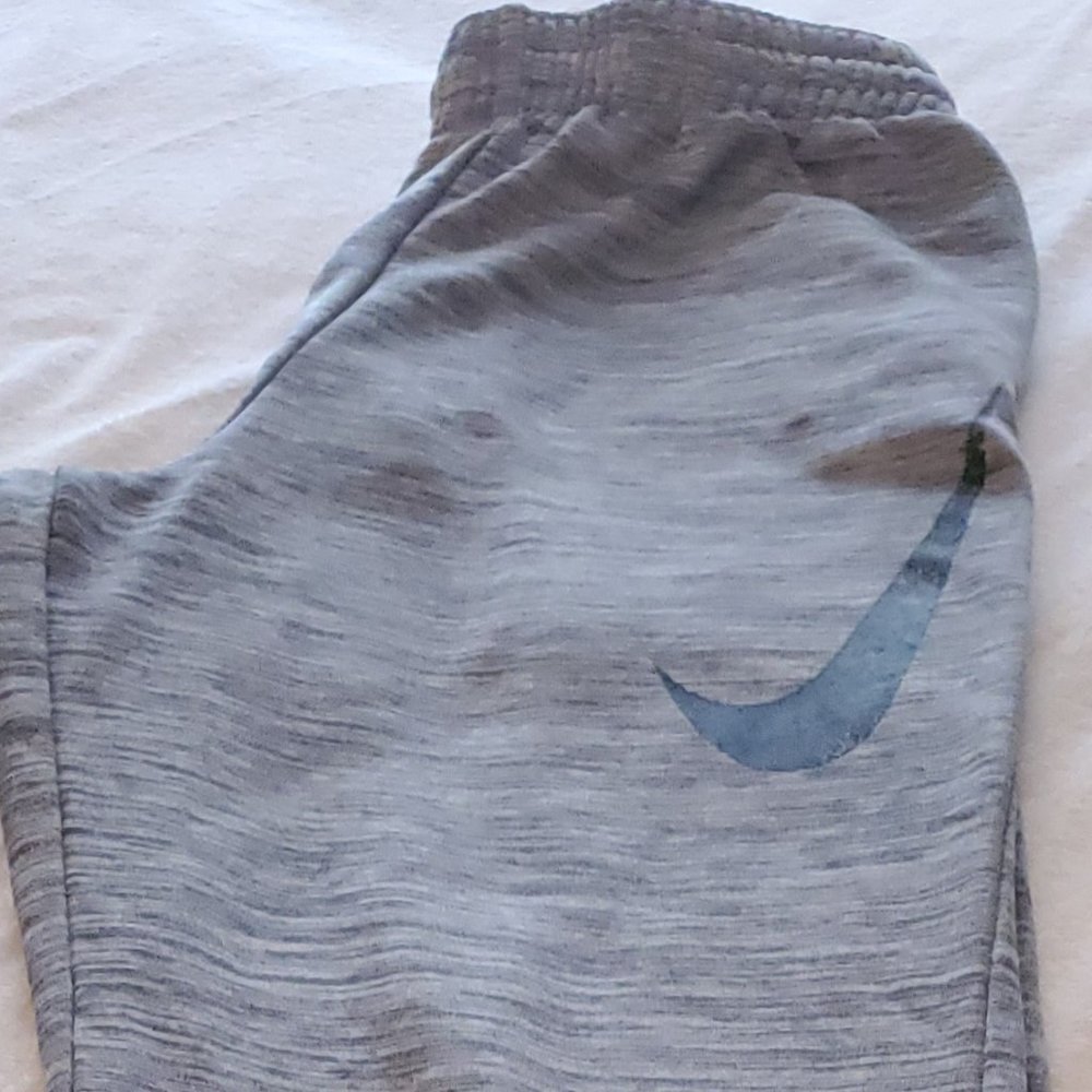 Boy's Nike Sweatpants Size XL